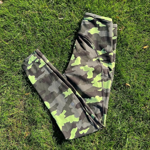 Lululemon Swift Speed High-Rise Tight 28" - Picture 5 of 11